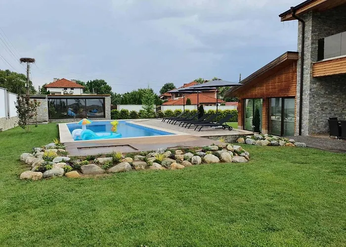 Antik Луксозна вила